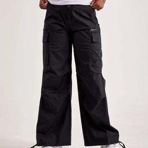 Nike High-Waisted Cargo Pants